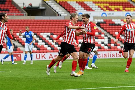 odds on sunderland getting promoted.